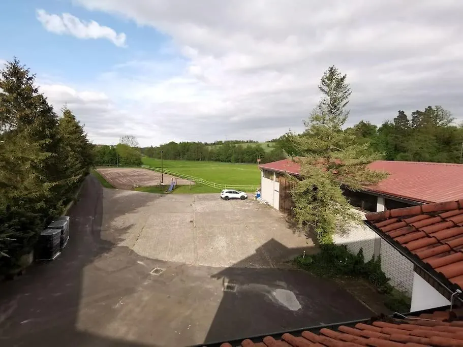 Studio Und Apartment Auf Dem Pferdehof Burgpreppach